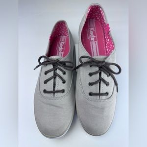 Keds Tennis Shoes Woman Size 9     SH-03